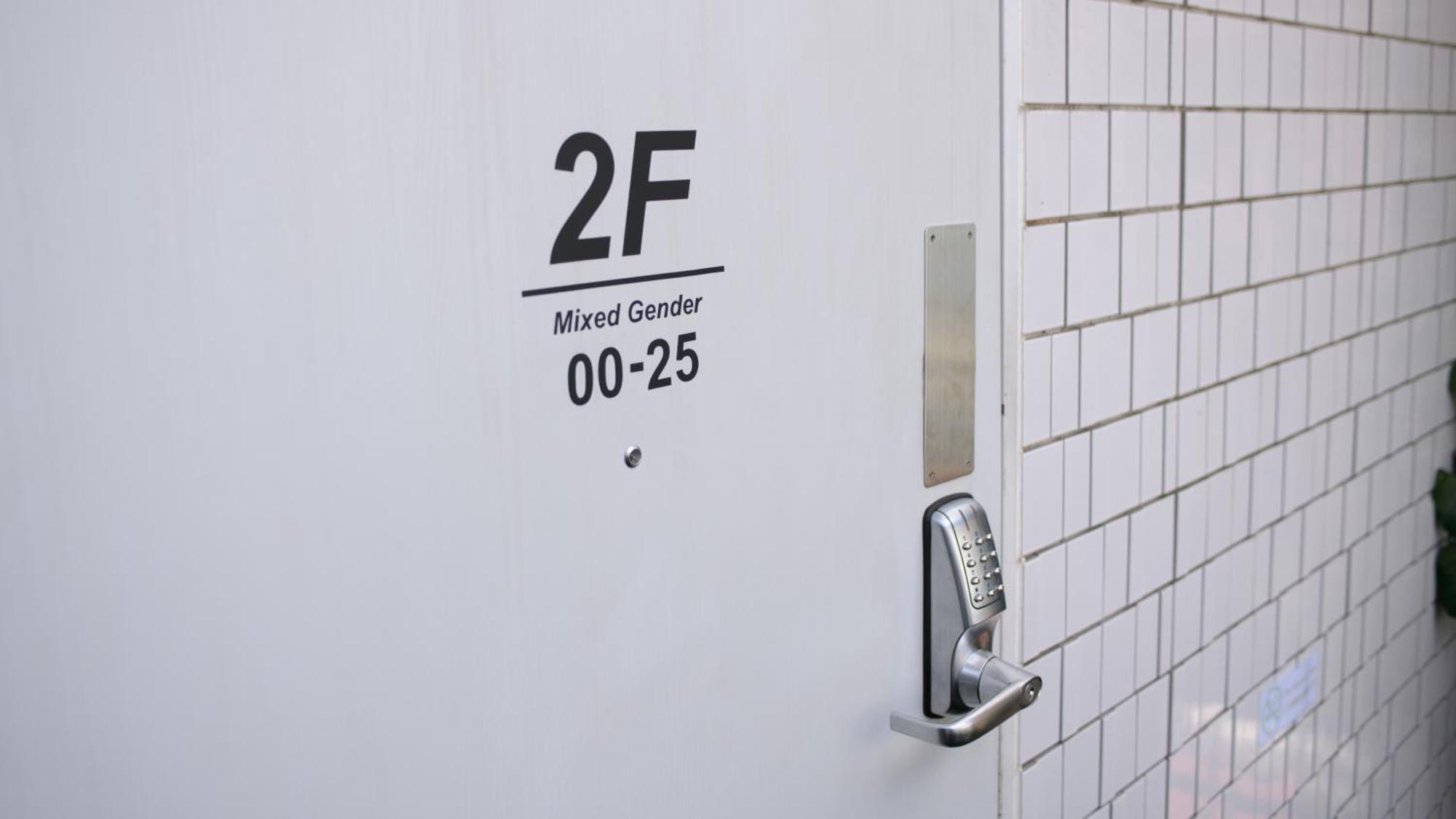 Almond Hostel & Cafe Shibuya Tōkyō Extérieur photo
