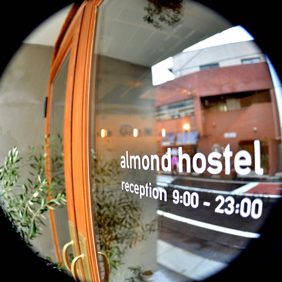 Almond Hostel & Cafe Shibuya Tōkyō Extérieur photo